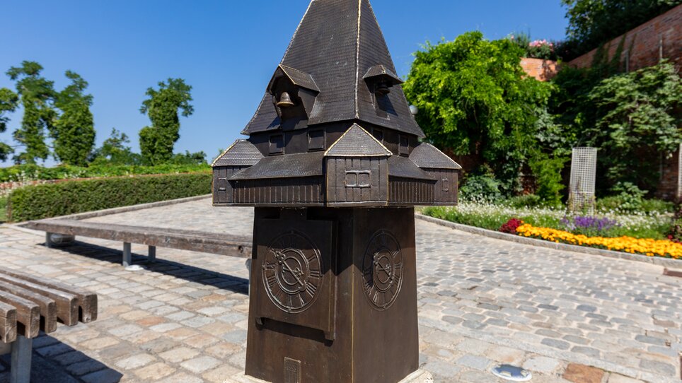 Touch model of the Graz clock tower | © Graz Tourismus - Harry Schiffer
