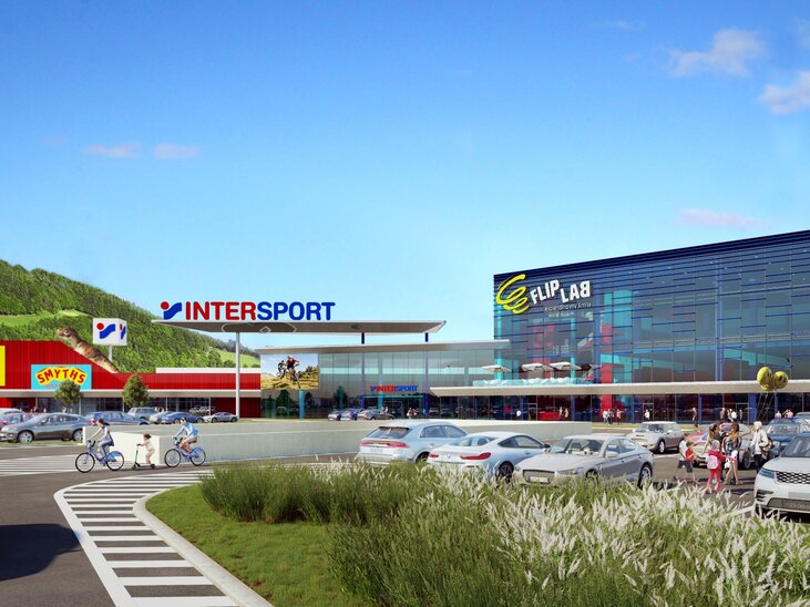 Ansicht eines modernen Einkaufszentrums mit Sportgeschäften. | © Center West Graz