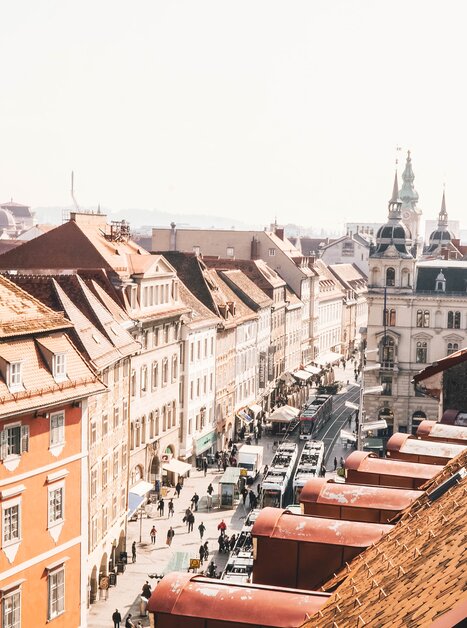 View of Herrengasse in Graz with historic buildings and Graz City Hall. | © Janet Newenham - Journalist On The Run