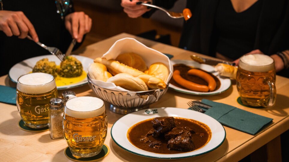 Leckeres Essen und Bier im Gösser Bräu in Graz. | © 5komma5sinne