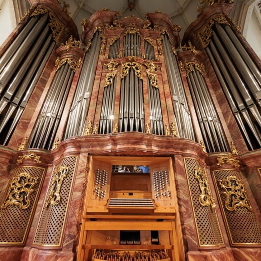 Domorgel Graz | © Sonntagsblatt - Gerd Neuhold Ornate organ with golden decorations and pipes. | © Sonntagsblatt - Gerd Neuhold