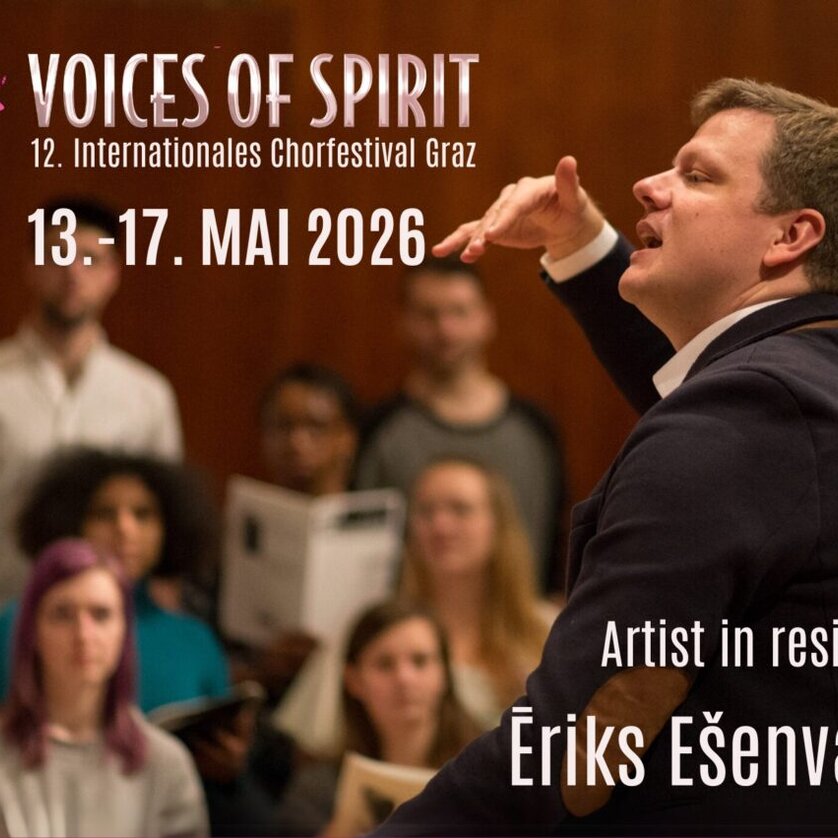 Il direttore guida le prove del coro, testo: Voci dello Spirito, 13-17 maggio 2026, Ēriks Ešenvalds | © Voices of Spirit