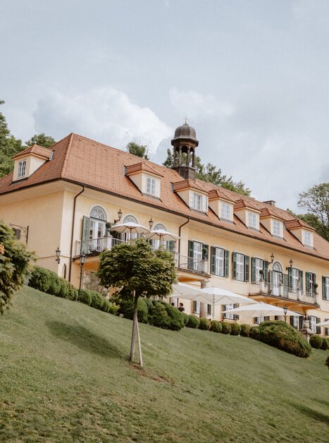 Il castello immerso nel verde, ideale per eventi aziendali. | © Stefan Mang Photography