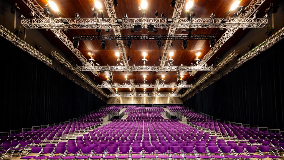 Die Helmut List Halle bietet flexible Räume für Tagungen und Konferenzen. | © Graz Tourismus_Harry Schiffer