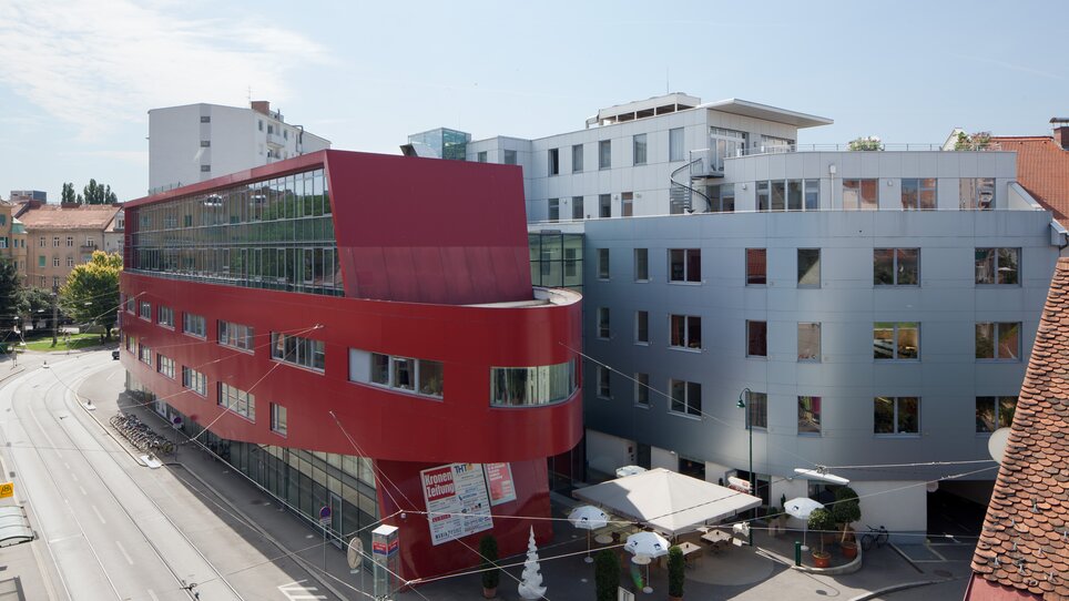 The Krone Center in Graz features contemporary architecture with modern offices and meeting spaces. | © Markus Kaiser, Graz