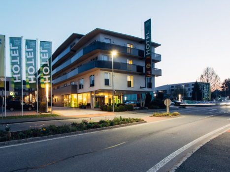 Exterior view of Harry's Home Hart bei Graz, ideal for business trips and conferences. | © harry’s home hotels - Daniel Zangerl