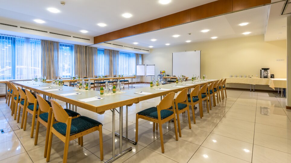 Tagungsraum im Hotel Stoiser Graz, geeignet für Konferenzen und Meetings. | © Hotel Stoiser