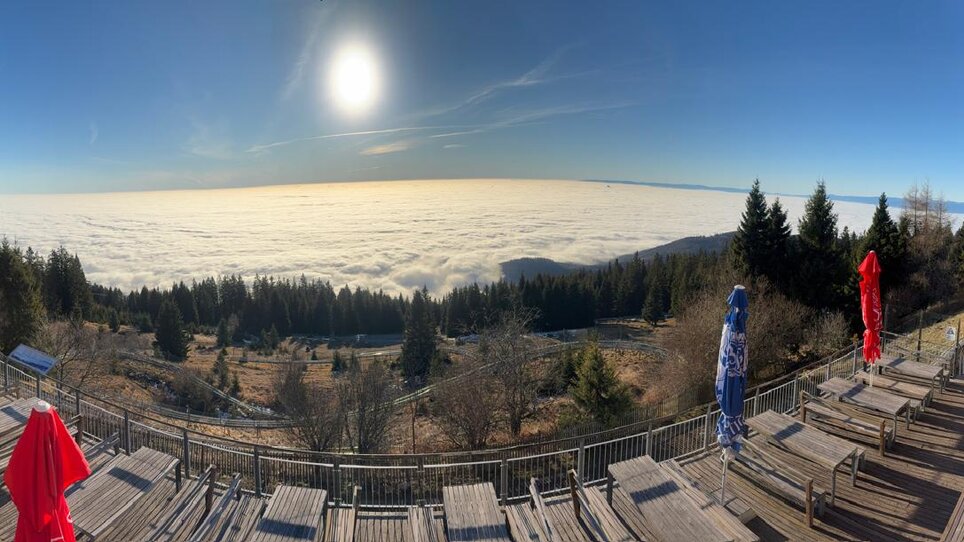 Panorama über Wolkenmeer und Wälder vom Stubenberghaus. | © Stubenberghaus