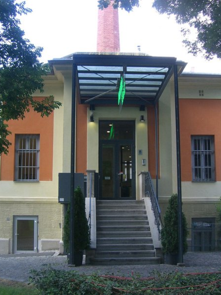 Historic building in Graz with staircase and modern elements. | © MUWA