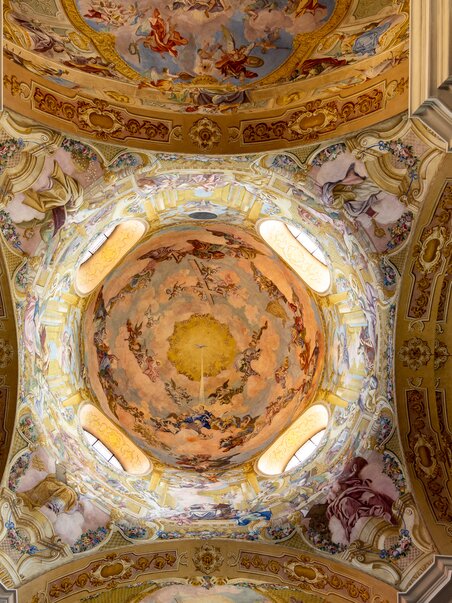Kunstvolle Deckenmalerei in der Basilika Mariatrost, Graz. | © Graz Tourismus - Harry Schiffer
