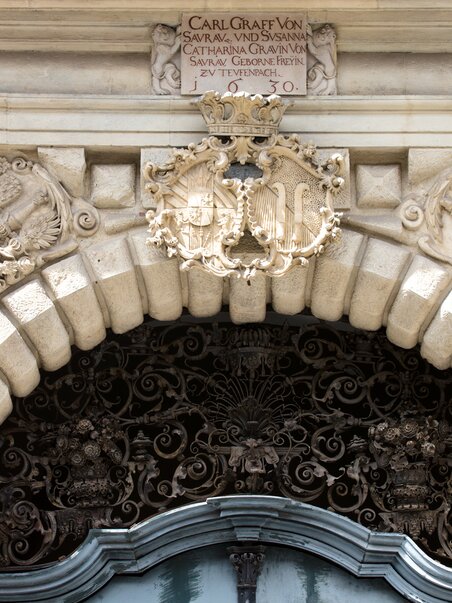 Facade of Palais Saurau with ornate decorations. | © Graz Tourismus - Harry Schiffer