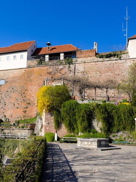 View of the Stable Bastion on the Schlossberg in Graz. | © Graz Tourismus - Harry Schiffer