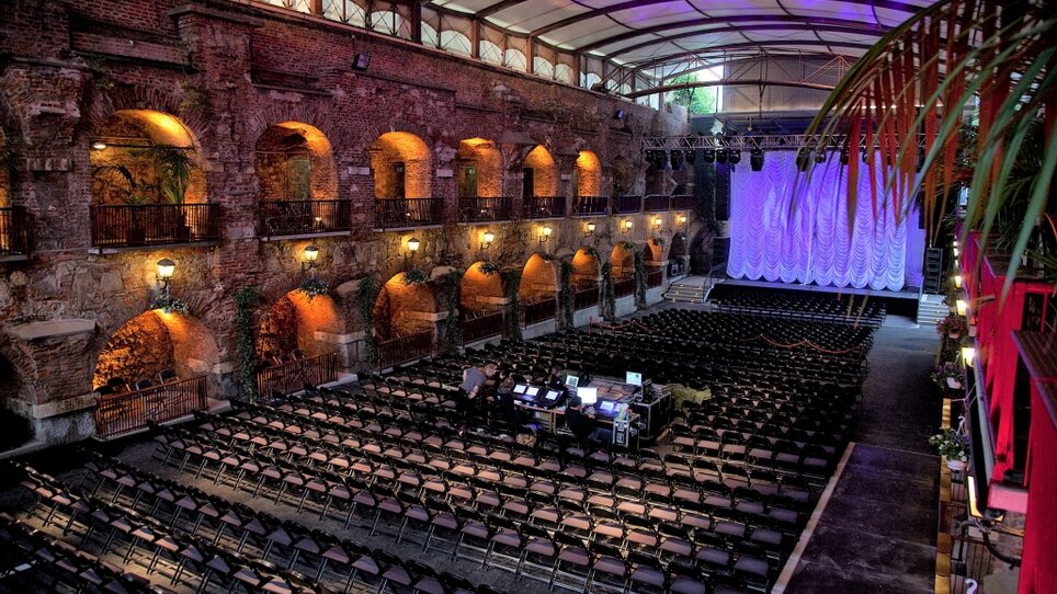 Vista del palcoscenico delle Casematte sullo Schlossberg a Graz. | © Palme Peter