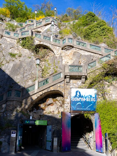 Der Schlossbergsteig in Graz mit Treppen und Wegen zum Schlossberg. | © Graz Tourismus - Harry Schiffer