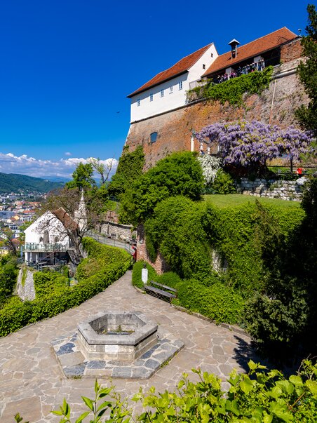 Beautiful view of the Turkish Well and its surroundings in Graz. | © Graz Tourismus - Harry Schiffer