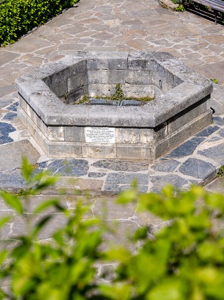 The Turkish Well on the Schlossberg in Graz, viewed from above. | © Graz Tourismus - Harry Schiffer
