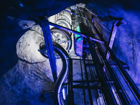 View of The Slide in Graz, illuminated with colorful lights. | © Diesel Heldentheater