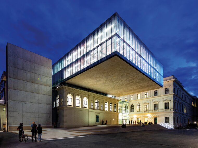 Universitätsbibliothek | © Harry Schiffer