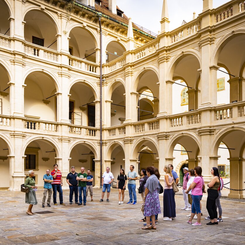 Courtyard tour in Graz | © Graz Tourismus - Werner Krug