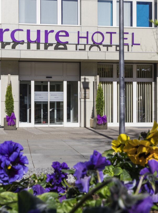 Eingang zum Hotel Mercure Graz City | © Die Steirerin