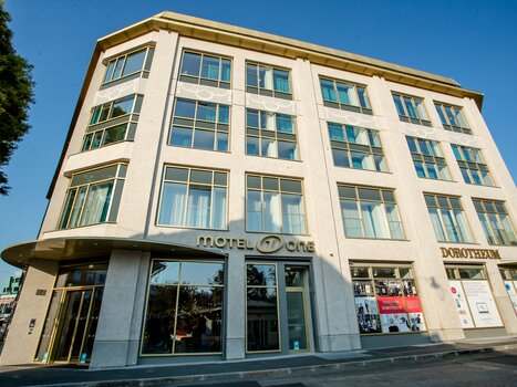 Exterior view of Motel One in Graz. | © Motel One Austria GmbH